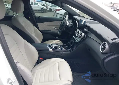 2015 Mercedes-Benz C 300 Sport from USA, damaged, VIN 55SWF4JB4FU069590